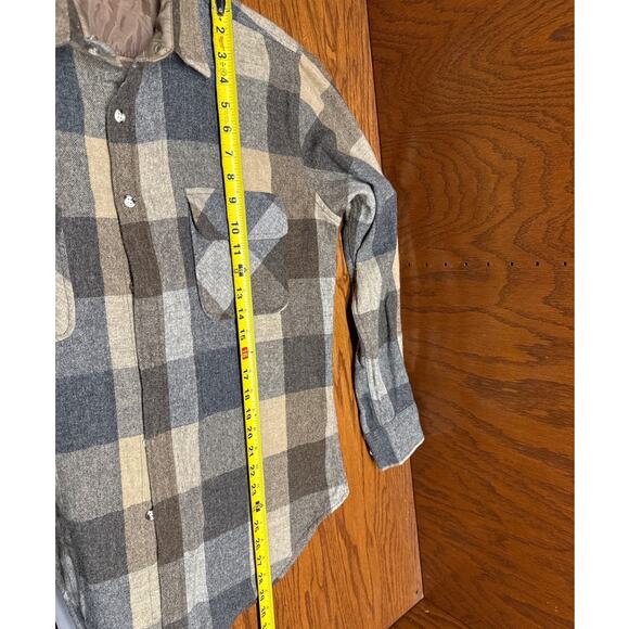 Squaw Valley Sportswear Checkered Flannel - Picture 6 of 7